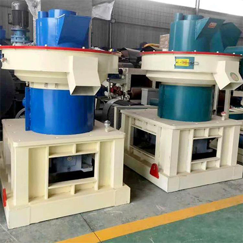 都說秸稈顆粒機(jī)好，秸稈顆粒機(jī)的產(chǎn)量與型號(hào)你可知道？